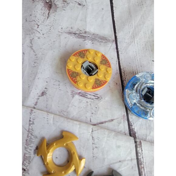 Lego Ninjago Spinner Lot Of 9 Bases And Tops - Picture 5 of 7